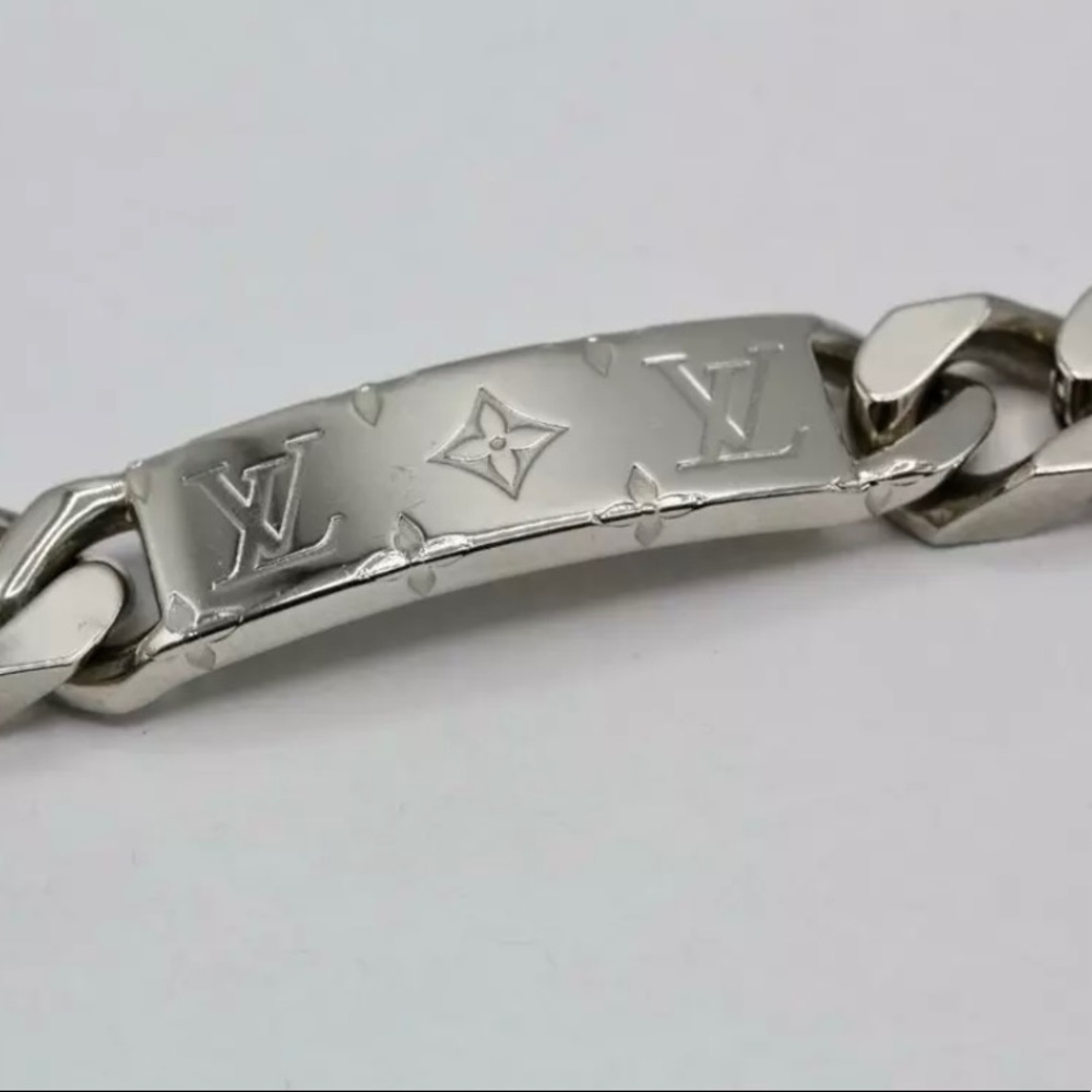 LV bracelet
